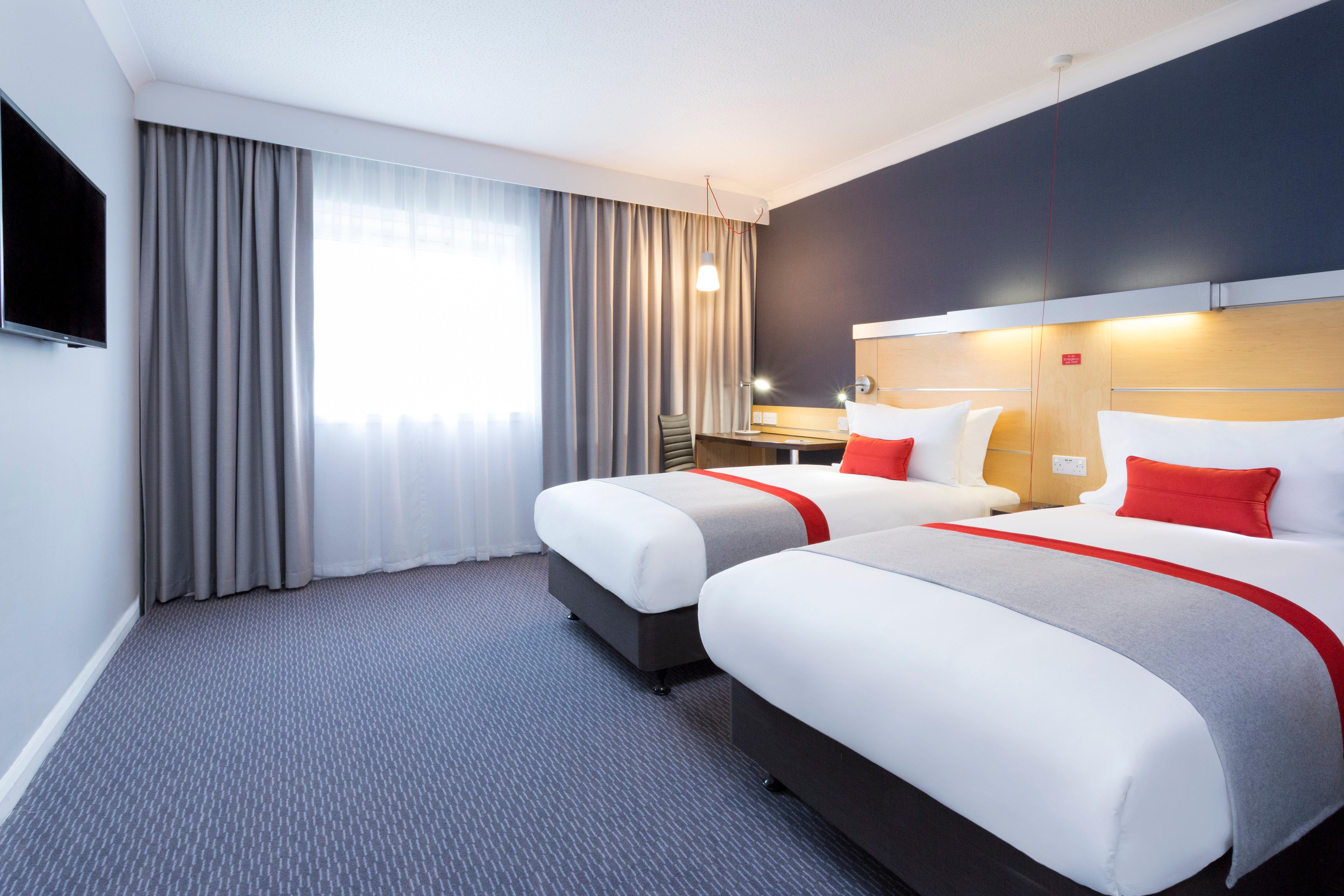 Holiday Inn Express Park Royal By Ihg Лондон Екстер'єр фото