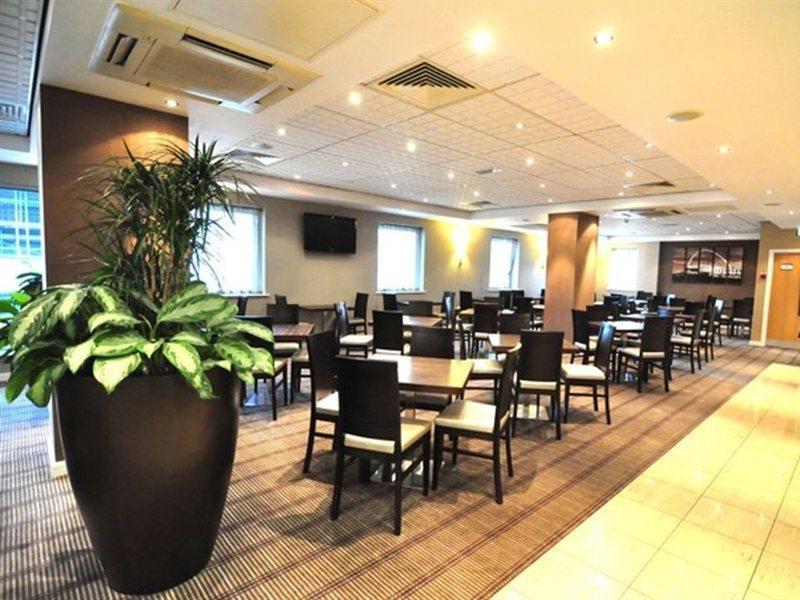 Holiday Inn Express Park Royal By Ihg Лондон Екстер'єр фото